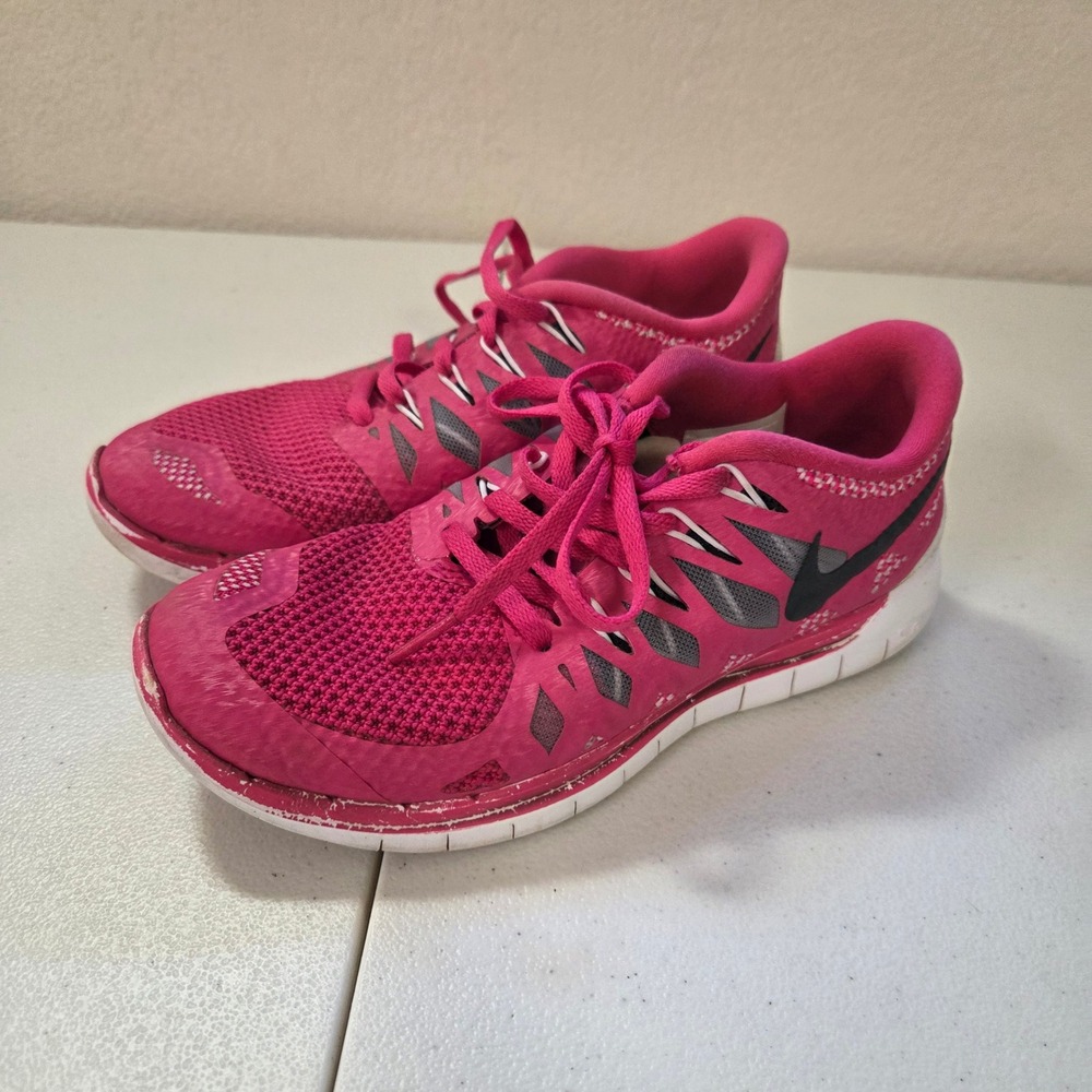 Nike Free RN Running Shoes Pink Womens Size 5.5 Athletic Sneakers